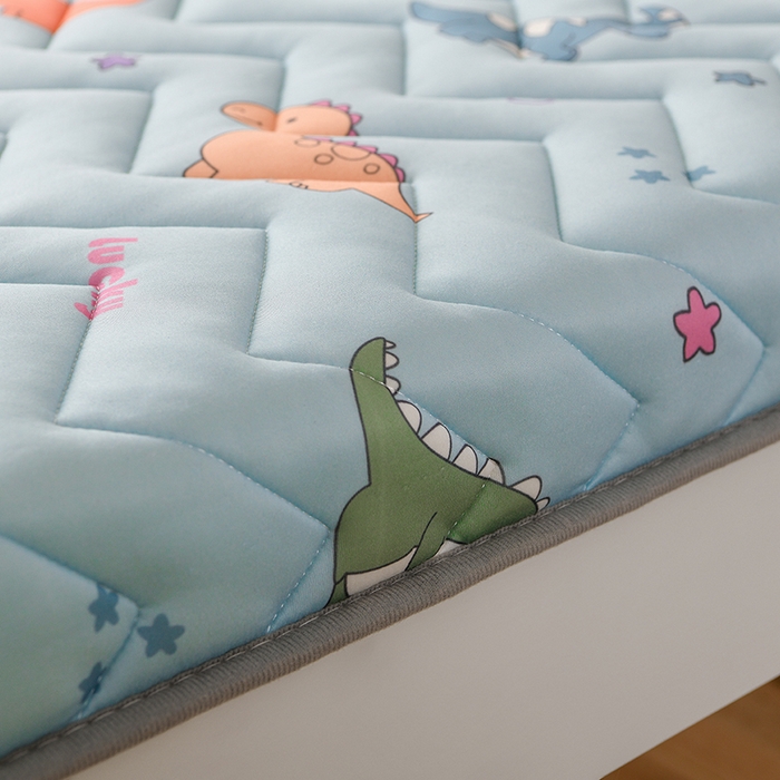 91家纺网 家纺一手货源 找家纺 亿丁点床垫 2025新款牛奶丝学生和地铺专用床垫 恐龙