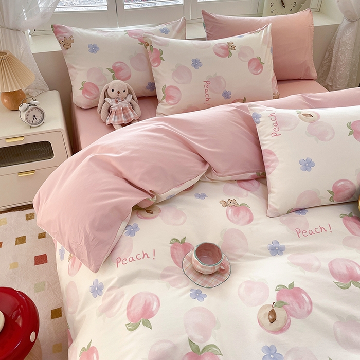 91家纺网 家纺一手货源 找家纺 丫丫家纺  2025新款13070全棉喷气小清新印花单品套件系列-四件套 蜜桃松鼠