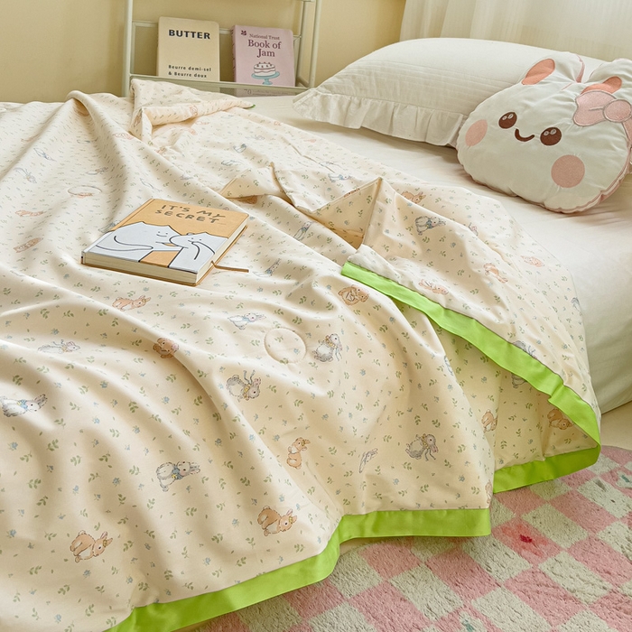 91家纺网 家纺一手货源 找家纺 十九色 2025新款液态硅胶飞边凉感奶嘴同源硅胶微重力贴身凉爽儿童夏被 小兔兔