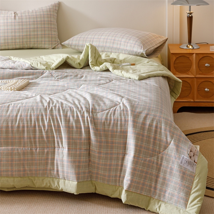 91家纺网 家纺一手货源 找家纺 恬思语家纺 2025新款全棉色织水洗棉棉花夏被  丛草集 粉