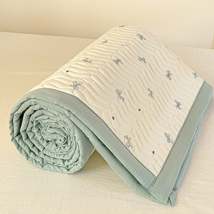 91家纺网 家纺一手货源 找家纺 纽缦家纺 2025新款云感提花双层纱学生床垫 相思蓝