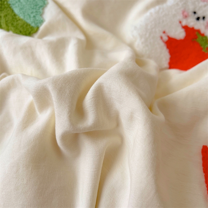 91家纺网 家纺一手货源 找家纺 易辰美 2025新款超柔水洗棉毛巾绣四件套 可爱免(米黄+粉玉)