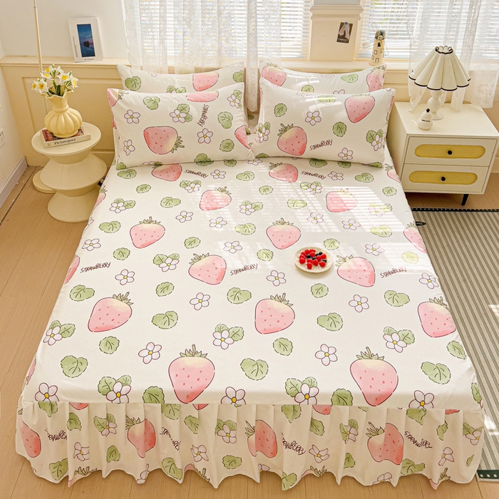 91家纺网 家纺一手货源 找家纺 极梦家纺（支持定制）  2025新款春秋130克加厚植物羊绒磨毛印花单床裙三件套 仙仙草莓