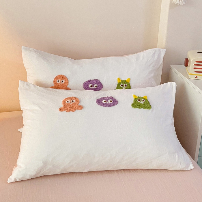 91家纺网 家纺一手货源 找家纺 韩巢家纺  2025超柔水洗棉毛巾绣床上用品四件套-小精灵系列（提供卖家秀 ） 小精灵白浅粉