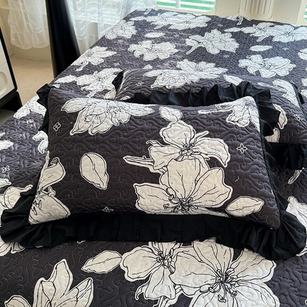 91家纺网 家纺一手货源 找家纺 金盛皇朝家纺 2025新款法式赫本风大花卉床盖四件套 和合如意