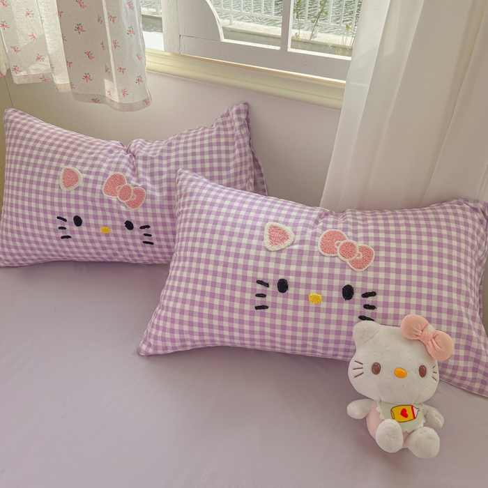 91家纺网 家纺一手货源 找家纺 2025春夏新款云朵棉水洗棉毛巾绣拼角工艺四件套 快乐猫咪-紫小格