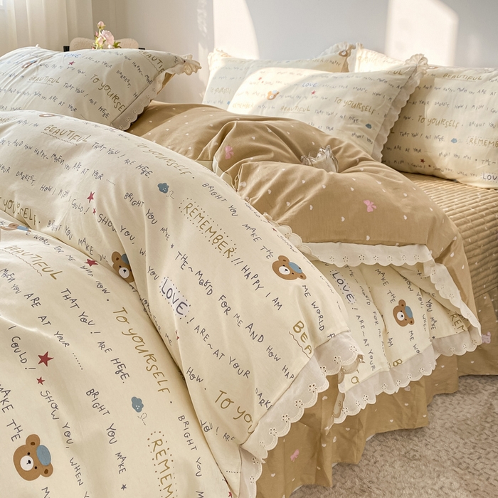 91家纺网 家纺一手货源 找家纺 梦可莱家居 2025新款全棉韩版蕾丝边床盖四件套 音乐熊