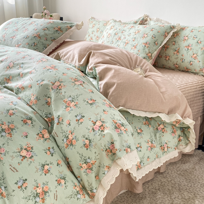 91家纺网 家纺一手货源 找家纺 梦可莱家居 2025新款全棉韩版蕾丝边床盖四件套 玫小姐