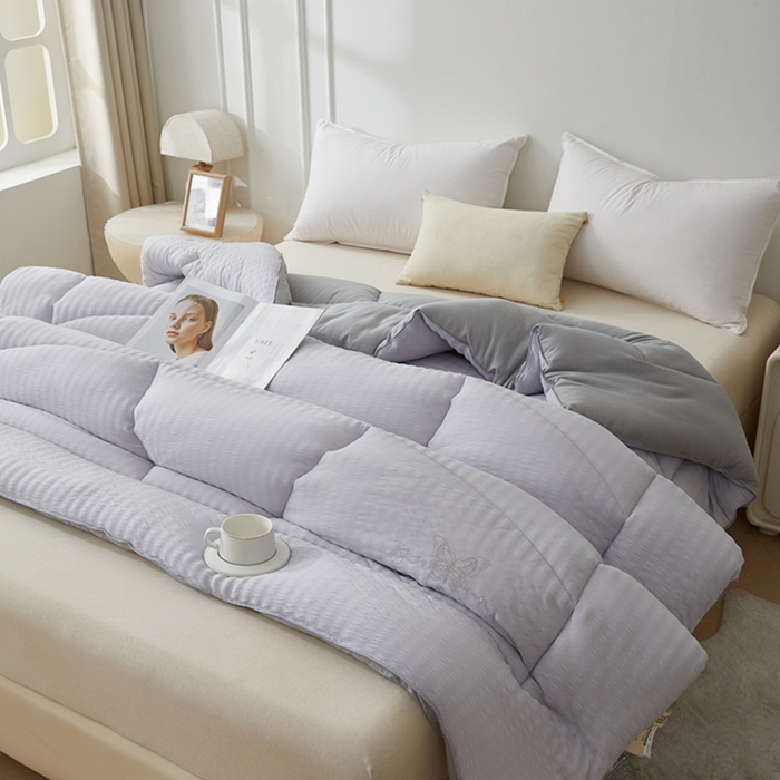 91家纺网 家纺一手货源 找家纺 （总）招财狼 2025新款抗菌皱皱纱水洗棉绒冬被