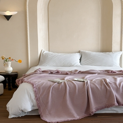 91家纺网 家纺一手货源 找家纺 （总）三朵 2025新款全棉四层绉绉纱流苏多功能毯