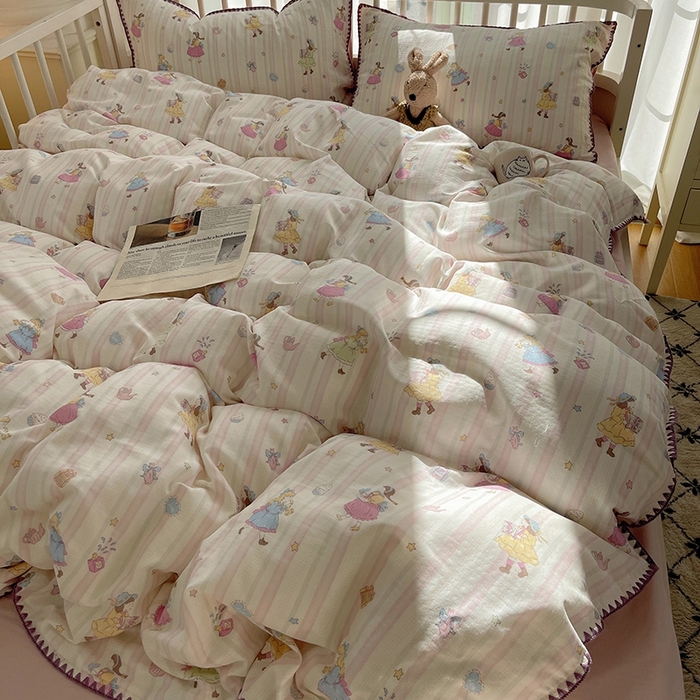 91家纺网 家纺一手货源 找家纺 三朵 2025新款全棉双层纱三角针四件套 萌畔粉