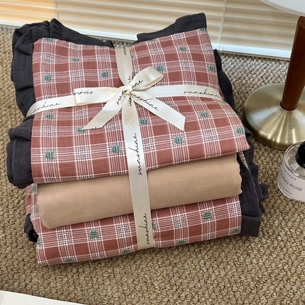 91家纺网 家纺一手货源 找家纺 （总）荣轩 2024新款全棉印花双层纱四件套 皱皱纱花边款