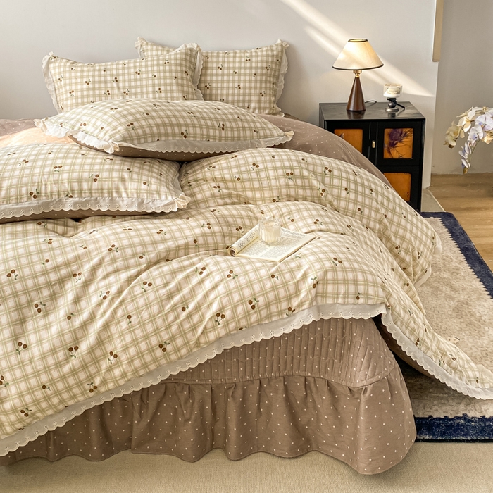 91家纺网 家纺一手货源 找家纺 梦可莱家居 2025新款全棉韩版蕾丝边床盖四件套 樱桃节