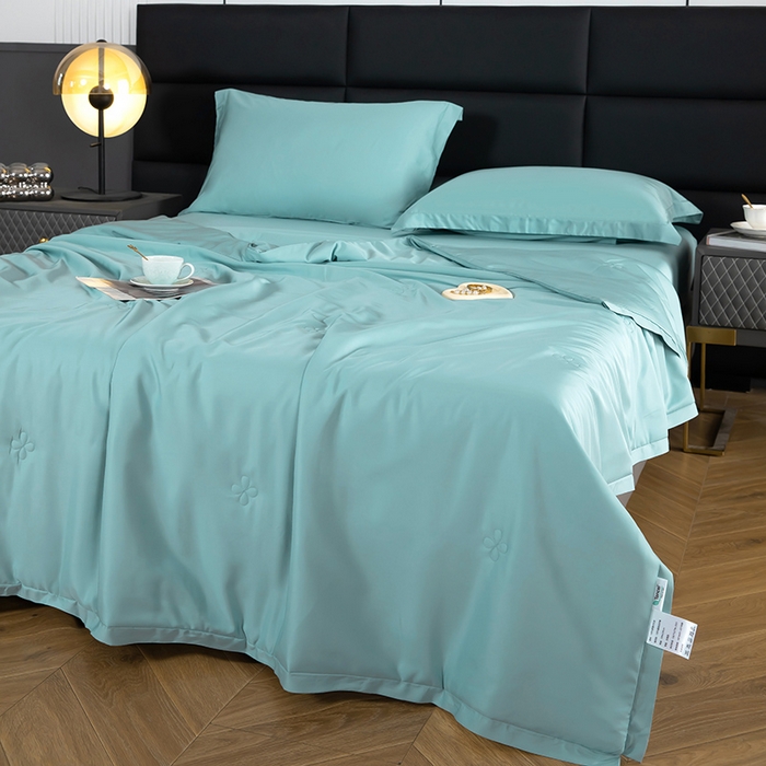 91家纺网 家纺一手货源 找家纺 天瑜家纺 2025新款纯色天丝夏被 海洋蓝