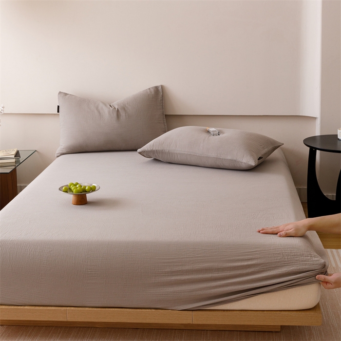 91家纺网 家纺一手货源 找家纺 趣色家纺 2025新款全棉皱皱纱单床笠 绅士灰