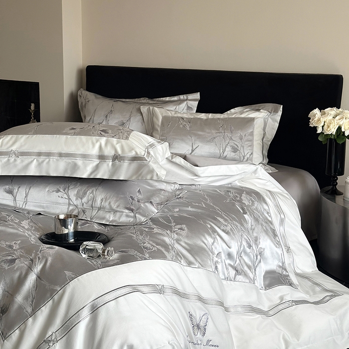 91家纺网 家纺一手货源 找家纺 鹿班家居 2025春夏款高精密锦缎色织大提花长绒棉四件套【标准会员-20元】 醉清风-灰色