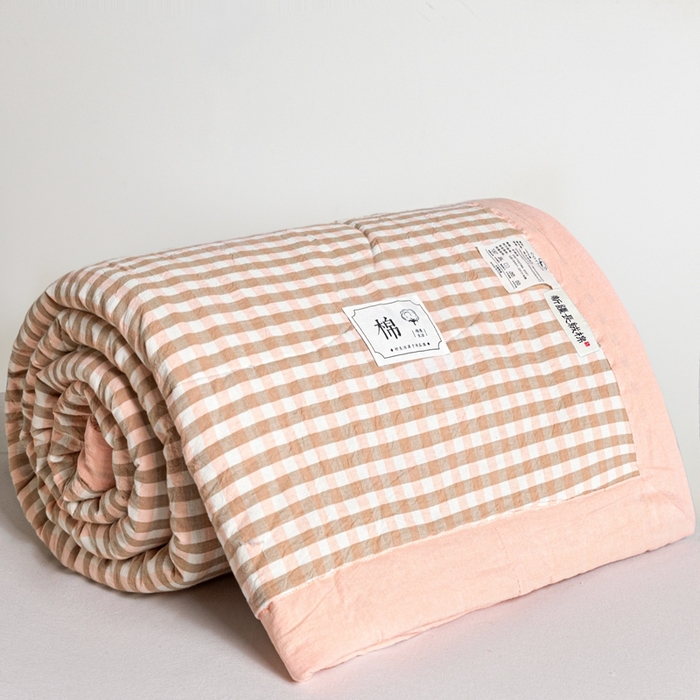 91家纺网 家纺一手货源 找家纺 爱屋及屋  2025新款无印风被子被芯夏凉被空调被 粉小格