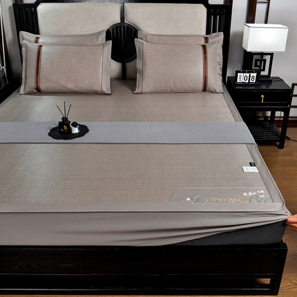 91家纺网 家纺一手货源 找家纺 （总）小牛席业 2025新款小苍兰冰藤席系列（床笠款）凉席藤席冰藤席冰丝席竹席草席空调席乳胶席豆豆席