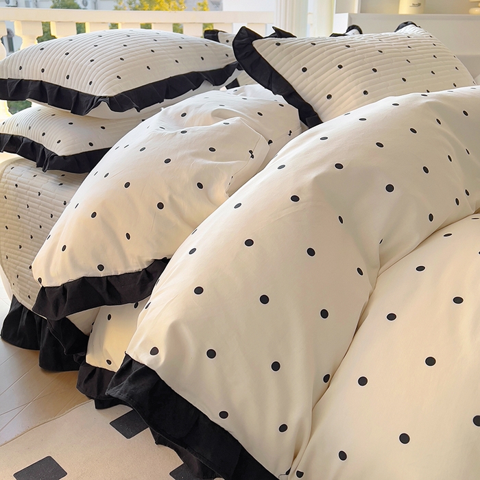 91家纺网 家纺一手货源 找家纺 美梦家纺 2025新款A类全棉13372花边床盖四件套-黑边 波点