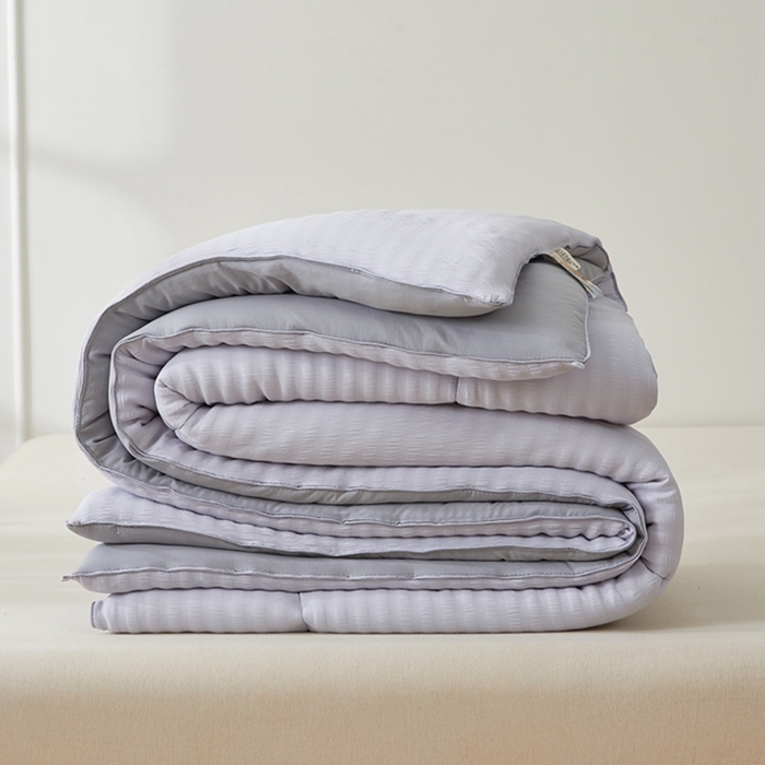 91家纺网 家纺一手货源 找家纺 （总）招财狼 2025新款抗菌皱皱纱水洗棉绒冬被