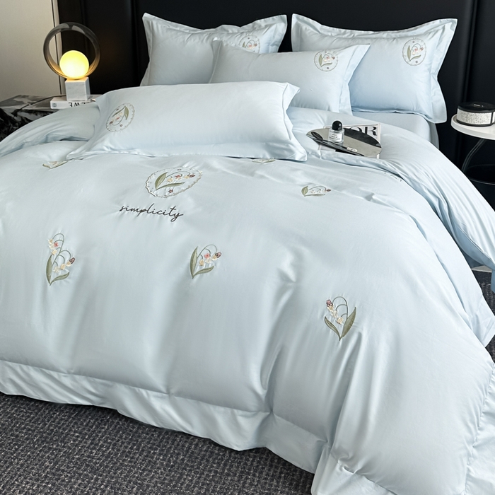 91家纺网 家纺一手货源 找家纺 新方向2025新款全棉长绒棉刺绣四件套-铃兰物语 铃兰物语-蓝