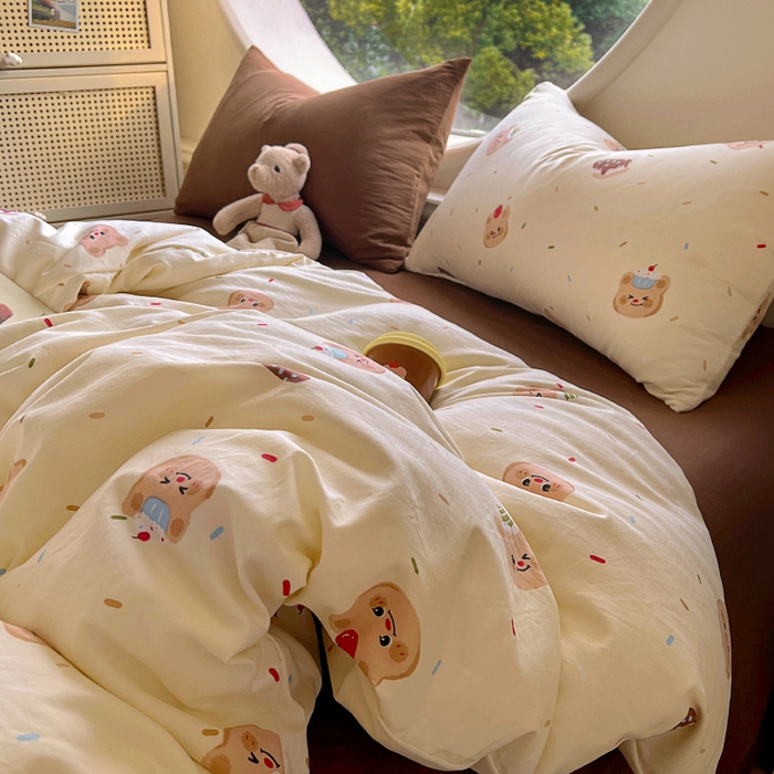 91家纺网 家纺一手货源 找家纺 2025耀达新款舒适水洗棉印花四件套 曲奇小熊-印花