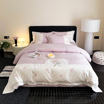 91家纺网 家纺一手货源 找家纺 （总）懒猫家纺 2025新款【帕兰朵】全棉拼接刺绣四件套