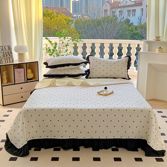 91家纺网 家纺一手货源 找家纺 （总）美梦家纺 2025新款A类全棉13372花边床盖四件套-黑边