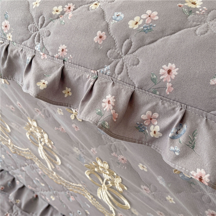 91家纺网 家纺一手货源 找家纺 十个点2025新款亲肤夹棉床头罩 迷迭香