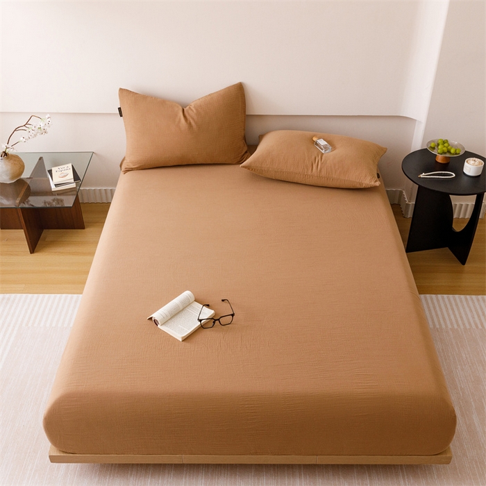 91家纺网 家纺一手货源 找家纺 趣色家纺 2025新款全棉皱皱纱单床笠 摩卡