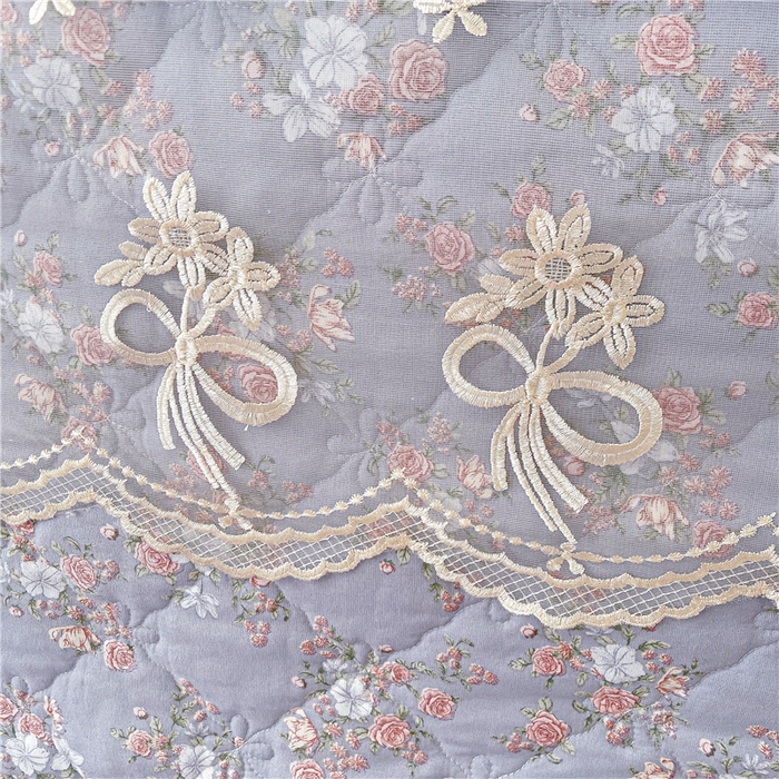 91家纺网 家纺一手货源 找家纺 十个点2025新款亲肤夹棉床头罩 富贵花开