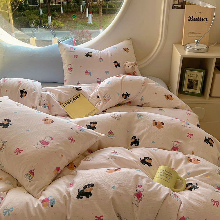 91家纺网 家纺一手货源 找家纺 2025耀达新款舒适水洗棉印花四件套 狗狗日记-印花