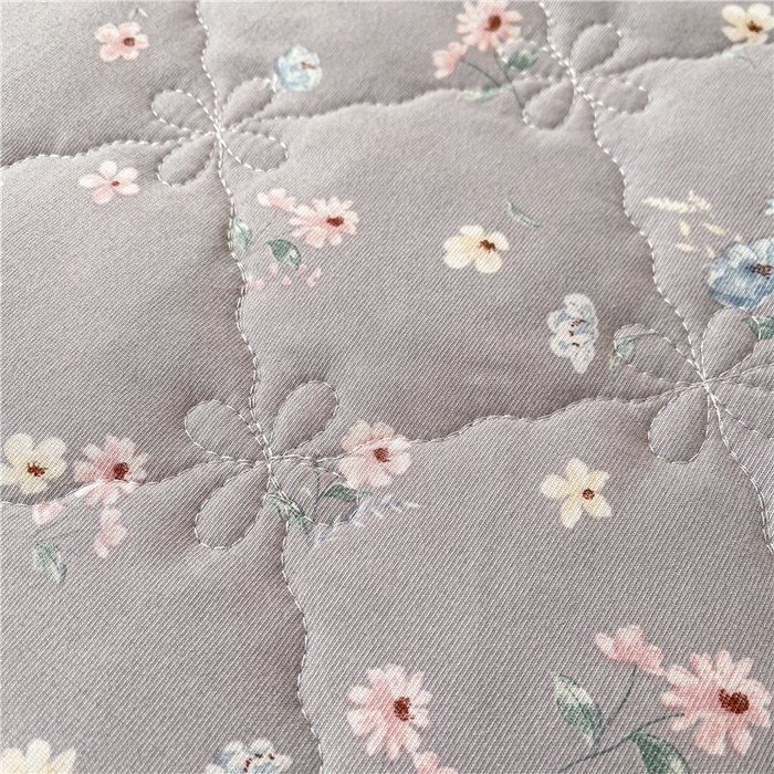 91家纺网 家纺一手货源 找家纺 十个点2025新款针织棉 夹棉床笠式床裙床头罩系列  迷迭香