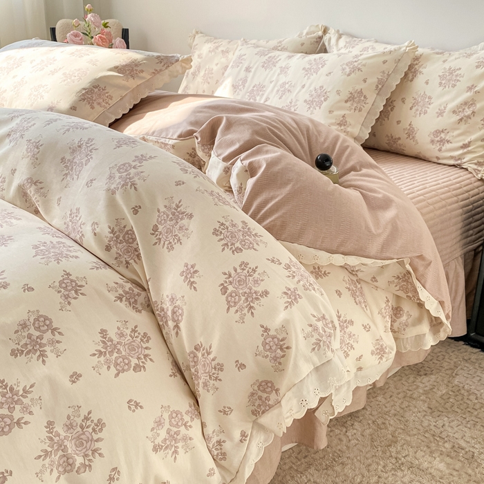 91家纺网 家纺一手货源 找家纺 梦可莱家居 2025新款全棉韩版蕾丝边床盖四件套 彩绘