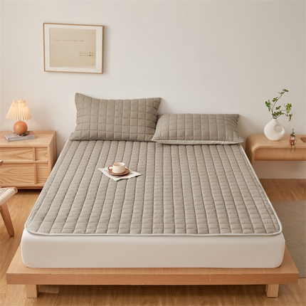 91家纺网 家纺一手货源 找家纺 兄弟坊 水洗原棉夹棉床垫 床褥 床护垫 学生床垫 小方格-深灰