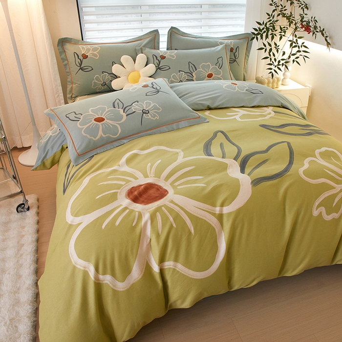 91家纺网 家纺一手货源 找家纺 启航家居2025新款春夏直播爆款全棉大版印花四件套 绒朵绿