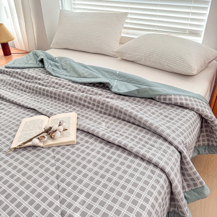 91家纺网 家纺一手货源 找家纺 棉乐町家居 2025新款里外全棉手包边棉花夏被 灰中格