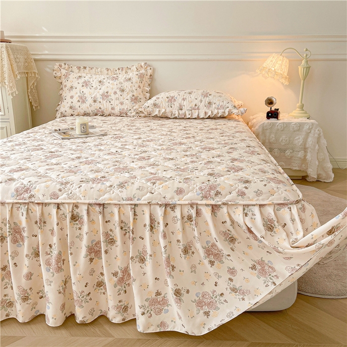 91家纺网 家纺一手货源 找家纺 十个点2025新款针织棉 夹棉床笠式床裙床头罩系列  花香四季