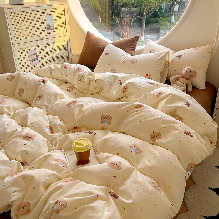 91家纺网 家纺一手货源 找家纺 2025耀达新款舒适水洗棉印花四件套 曲奇小熊-印花