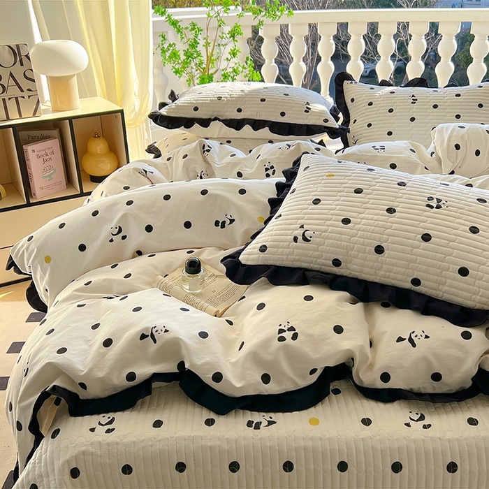 91家纺网 家纺一手货源 找家纺 美梦家纺 2025新款A类全棉13372花边床盖四件套-黑边 敦敦熊