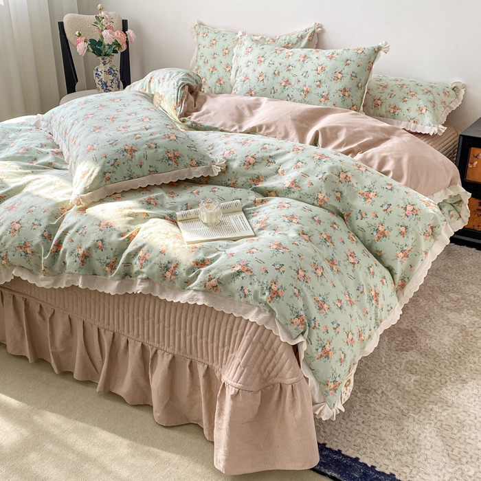 91家纺网 家纺一手货源 找家纺 梦可莱家居 2025新款全棉韩版蕾丝边床盖四件套 玫小姐