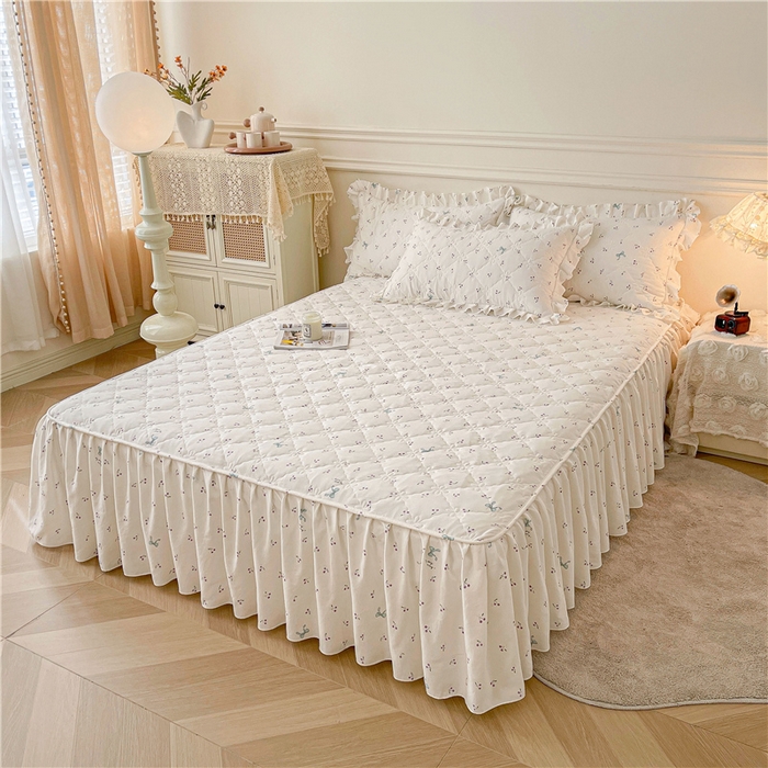 91家纺网 家纺一手货源 找家纺 十个点2025新款针织棉 夹棉床笠式床裙床头罩系列  樱桃结