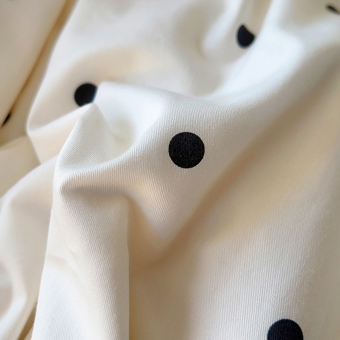 91家纺网 家纺一手货源 找家纺 （总）美梦家纺 2025新款A类全棉13372花边床盖四件套-黑边