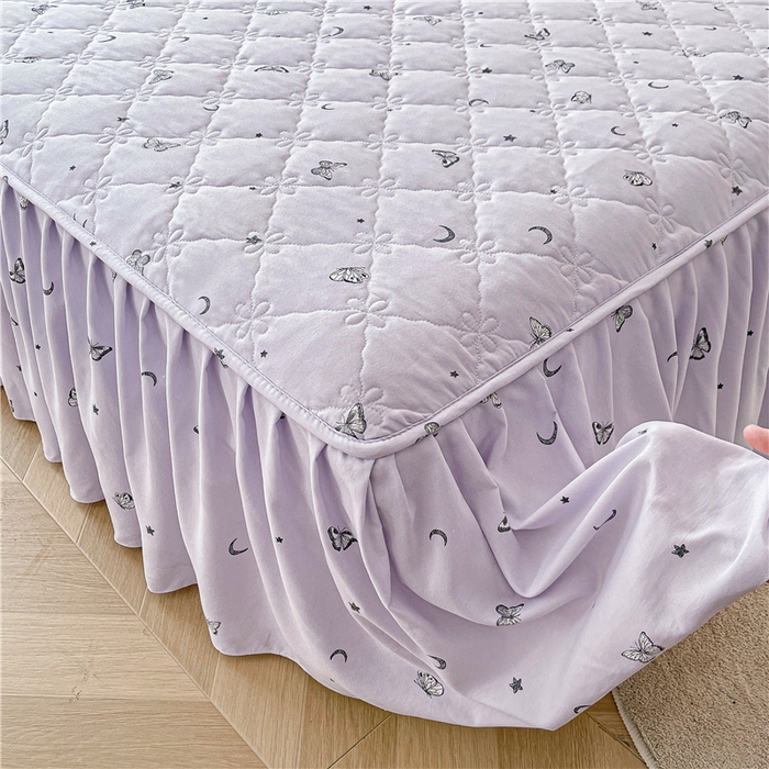 91家纺网 家纺一手货源 找家纺 十个点2025新款针织棉 夹棉床笠式床裙床头罩系列  月亮之上