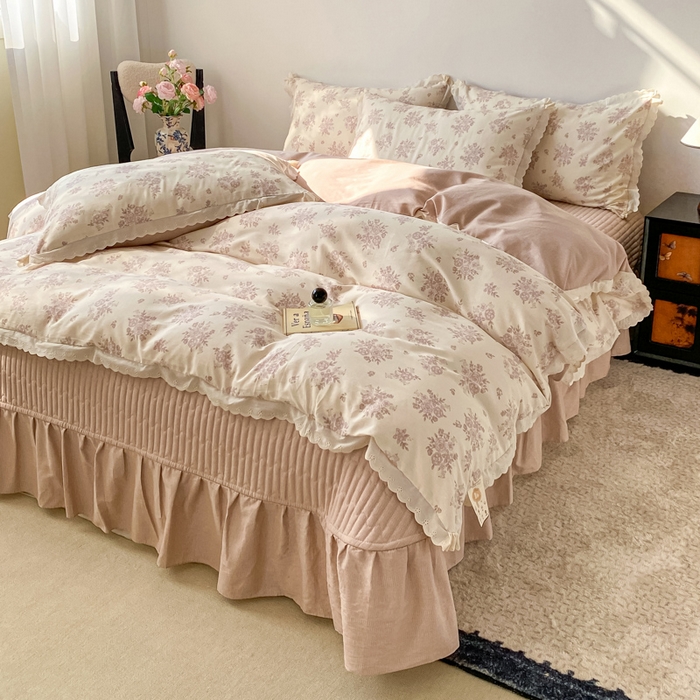 91家纺网 家纺一手货源 找家纺 梦可莱家居 2025新款全棉韩版蕾丝边床盖四件套 彩绘