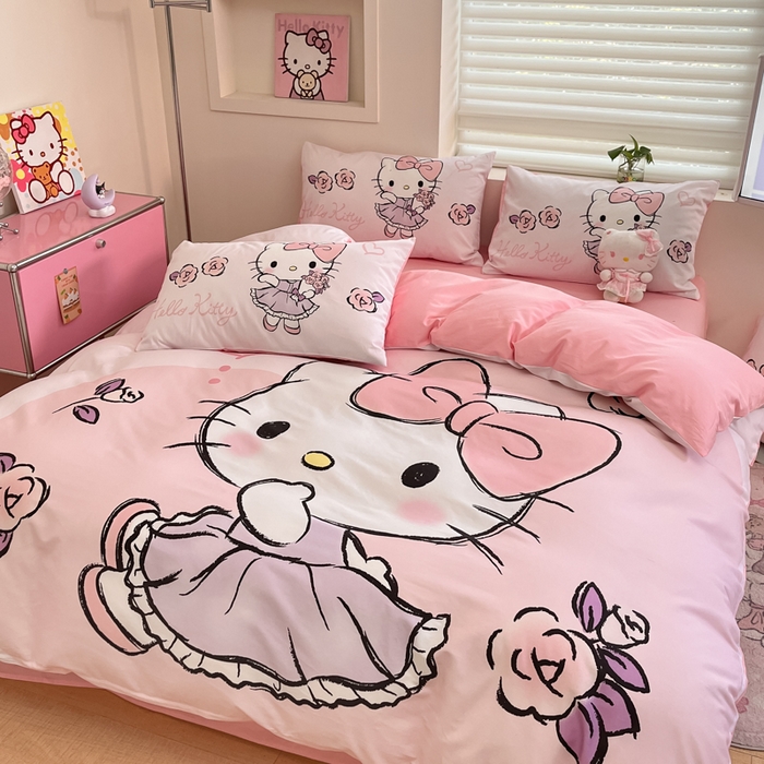 91家纺网 家纺一手货源 找家纺 金爱家 2025新款纯棉数码印花大阪三丽鸥四件套 甜心宝贝kt