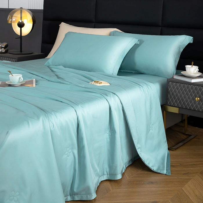 91家纺网 家纺一手货源 找家纺 天瑜家纺 2025新款纯色天丝夏被 海洋蓝