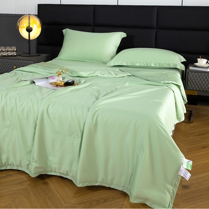 天瑜家纺 2025新款纯色天丝夏被 纯豆绿