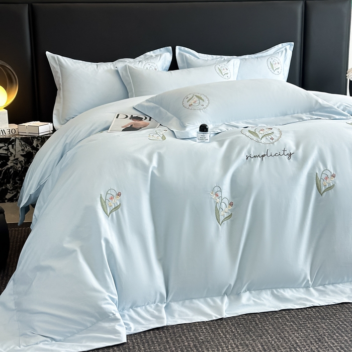 91家纺网 家纺一手货源 找家纺 新方向2025新款全棉长绒棉刺绣四件套-铃兰物语 铃兰物语-蓝