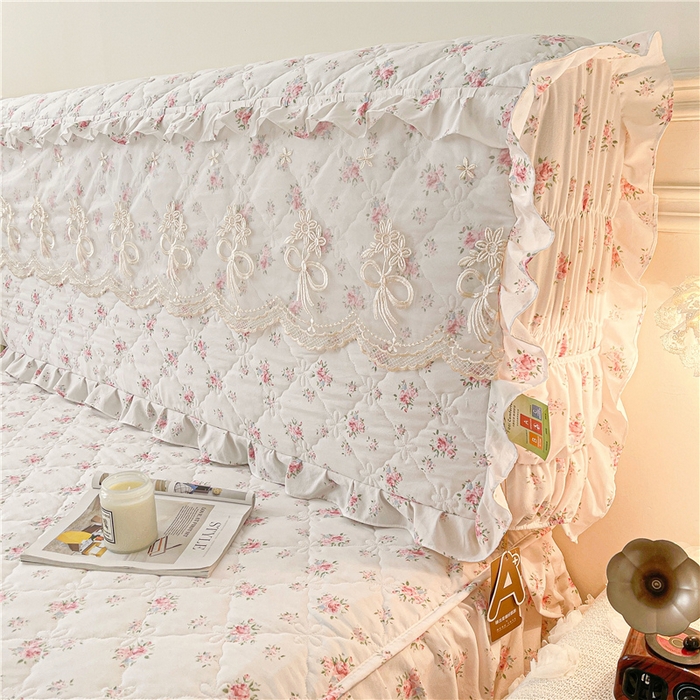 91家纺网 家纺一手货源 找家纺 十个点2025新款亲肤夹棉床头罩 花儿朵朵